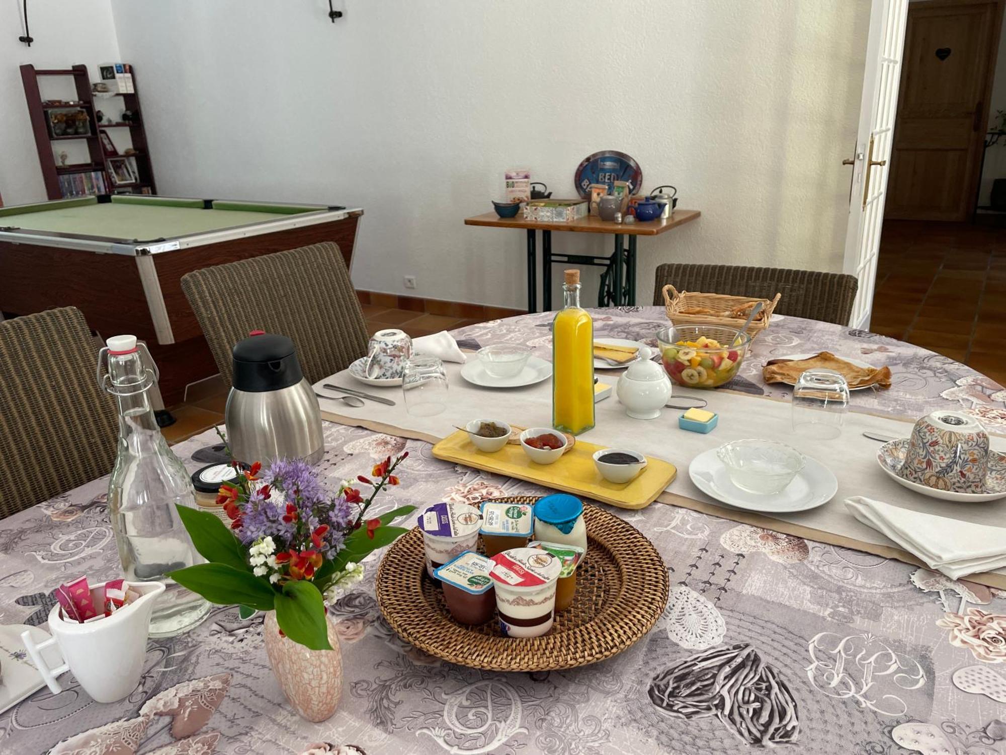코단 Le Pas Du Faon B&B 외부 사진